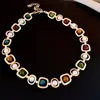Conjunto de collar, pulsera y pendientes de corazón con incrustaciones de diamantes florales estilo medieval, cadena para la clavícula estilo corte vintage, joyería de nicho para mujer