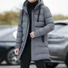 Abrigo de algodón para hombre de longitud media con capucha, chaqueta de algodón de trabajo nueva de invierno 2024, abrigo largo de algodón, ropa de abrigo de invierno para hombre