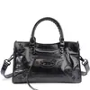 Bolso de mano biker con remaches estilo parisino, bolso para chica popular, el bolso de mujer más vendido de 2026, moderno, elegante, bolso tote de alta gama