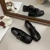 Sapatos Mary Jane quadrados retrô, sapatilhas femininas de couro, com sola macia, confortáveis, mocassins de corte baixo, versáteis para o uso diário