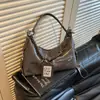 Bolso de axila de diseño de nicho versátil de moda transfronterizo, bolso cruzado de gran capacidad de alta gama, bolso tipo dumpling con bloques de color para commuters
