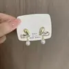 Brincos de Pérola com Coração de Pêssego de Diamante Super Brilhantes Exquisitos Franceses Criativos Retro Versáteis para o Dia a Dia Leve Luxo Únicos Versáteis