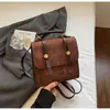 Moda de Comércio Exterior Bolsa de Couro Camurça para Mulheres 2026 Nova Versátil Casual Bolsa de Mão Mochila Simples Multiúso Bolsa Transversal