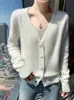 Nuevo cárdigan de punto grueso trenzado para otoño e invierno para mujer con cuello en V, cierre de botones, suéter cálido, elegante y suave