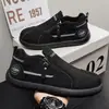 Sapatos Casuais Masculinos Novo Estilo Primavera e Outono Retrô Versáteis para Trabalho Tênis de Plataforma com Aumento de Altura Solado Grosso Antiderrapante Slip-on Sapatos Birkenstock