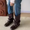 Estilo Chengdu ~ Botas Western Holgadas Retro para Mujer Estación Europea 2025 Botas de Media Caña Fruncidas con Cordones de Ballet Ajustadas