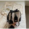 Bolsa Pequena de Ombro Feminina Tecida Casual Transfronteiriça 2026 Tendência Nova Moda Popular Influenciador Bolsa Transversal Estilo Balde
