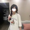 Camiseta de Manga Curta de Algodão Puro com Estampa de Desenho Estilo Coreano para Mulheres, Novo Design de Nicho, Versátil, Relaxada, Top Soltinho