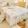 Colcha acolchada de algodón puro estilo falda de cama pieza única algodón puro engrosada funda de cama cubierta de colchón antideslizante falda protectora falda de cama estilo falda