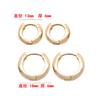 Aros para Orejas Redondos Lisos Minimalistas de Lujo Ligero Transfronterizos Europeos y Americanos Chapados en Cobre con Oro de 14K Sensación de Alta Gama Pendientes de Aro Lisos Accesorios de Moda para Mujer