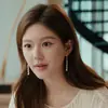 Déjame Brillar: Pendientes de Borla de Perlas y Pedrería de Estilo Similar de Zhao Lusi y Xu Yan, Lujo Ligero, Modernos, Exquisitos, Accesorios Versátiles para Orejas
