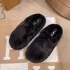 Novas Pantufas de Pelúcia Outono/Inverno 2026 para Mulheres, Deslizantes Modernas para Exterior com Biqueira Fechada, Meias Pantufa de Algodão, Sapatos Peludos
