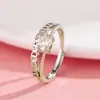 Yuhong 2024 Novo Anel Clássico da Moda com Micro-Incustação de Camada Dupla para Mulheres Anel Versátil Oco de Nicho Estilo Ins Personalidade