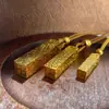 Prata de Lei S925 Novo Modelo Loja de Ouro Mesmo Estilo Quadrado Sorte Barra Longa Cmc Corda Trançada Brilhante Pingente Banhado a Ouro Atacado
