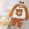 Conjunto de Moletom com Bolsa Fofo para Meninos e Meninas 2024 Novo Estilo Roupas de Primavera e Outono para Crianças Moda Infantil Tendência de Roupas para Crianças