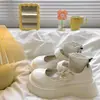 Sapatos de Couro Plataforma com Solado Grosso Estilo Francês para Mulheres, Mocassins Versáteis Estilo Britânico Retrô para Combinar com Saias, Novo Modelo Primavera/Verão 2025 para Mulheres