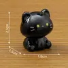 Miniatura de paisaje linda gatito siamés sentado vaca figura decoración DIY accesorio para colgar adorno de escritorio