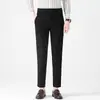 Pantalones Casuales Fluidos para Hombre 2026 Nuevo Primavera/Verano Ajuste Delgado Cónicos Estilo Hong Kong Moda Juvenil Pantalones de Vestir Cortos