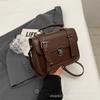 Design de nicho moda bolsa pequena bolsa feminina 2023 nova tendência retrô bolsa quadrada pequena popular transfronteiriça bolsa transversal Cambridge