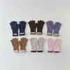 Luvas Infantis Qiunan Outono e Inverno Meninos e Meninas Luvas de Cinco Dedos Color Block Quentes e à Prova de Frio Luvas de Dedo para Bebê