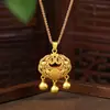 Colar Cadeia Clavícula Pingente Cadeado da Paz Caractere "Fu" Oco Retenção de Cor Alta Cadeado da Longevidade Corrente para Clavícula Outono e Inverno Novo Mesmo Estilo Dourado