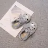 Zapatos para niñas, sandalias deportivas acuáticas para niños, nuevos zapatos de verano 2026 tipo princesa de punta cerrada, sandalias para niñas mayores