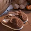 Pantuflas de Algodón Capibara para Mujer Invierno 2025 Nuevo Estilo Interior Hogar Gruesas Cálidas de Felpa Ponerse y Caminar Pantuflas de Algodón