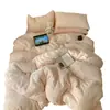 Sencillo Juego de Cuatro Piezas de Terciopelo de Leche Tallado de Mariposa Tridimensional Funda de Edredón de Terciopelo Doble Cara Ropa de Cama Cálida de Terciopelo Espeso Individual Doble