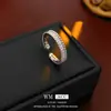 Anillo de Apertura de Perla Retorcida Set de Dos Piezas Vintage Francés Lujo Ligero Anillo para el Dedo Combinable Joyería de Gama Alta de Nicho para Mujeres