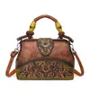 Bolso de Hombro Estilo Europeo y Americano Estampado de Talla en Cuero Bolso de Hombro para Mujer Texturizado Casual Estilo Nacional para Viajes de Trabajo Gran Capacidad para Mujeres