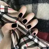 Cs-254 Uñas Postizas Negras Mate Cuadradas Cortas Mini Negras Estilo Simple de Chica Cool 30 Piezas Uñas Portátiles Venta al por Mayor