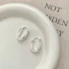 Pendientes de Aro Tejidos en Forma de U Coreanos Estilo Frío Exquisitos Lujo Ligero Diseño de Alta Gama Nicho Versátiles Pendientes de Temperamento