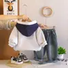 2026 Nuevo Conjunto de Dos Piezas con Sudadera y Mangas Largas con Letras Inglesas con Estilo para Niños y Niñas, Atuendo Casual de Primavera Estilo Coreano