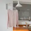Blusa de Seda con Cuello Henley para Mujer, Camiseta Fina y Transpirable de Manga Larga para Primavera y Verano, Ropa Exterior Casual Holgada, Top Ligeramente Transparente para Mujer