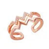 Anillo transfronterizo anillo de curva ondulada anillo femenino europeo y americano simple todo-partido anillo de índice de ECG joyería entrega de una sola pieza