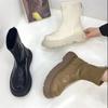 Botas Curtas Femininas 2025 Primavera e Outono Novo Trendy Versátil Botas Martin Plataforma Solado Grosso Inverno Slim Botas Curtas Trendy