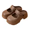 Zapatos Mary Jane para mujer con suela gruesa para exteriores perforados, nuevos y populares 2026, zapatillas cerradas versátiles de verano para ir al trabajo, estilo japonés