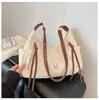 Diseño de Nicho Casual Gran Capacidad 2025 Nueva Moda Otoñal Versátil Elegante Simple Bolso de Hombro Cruzado para Viajes