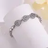 Pulsera de Zirconia Super Brillante con Forma de Gota de Agua Estilo Europeo y Americano, Nueva Moda Simple Nicho Retro Diseño Floral Joyería