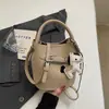 Bolso Cubo de Mano Casual y Sencillo para Mujer, Nuevo Estilo Primavera 2026, Bolso de Hombro Cruzado Moderno, Lujoso y Elegante