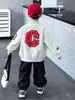 Q083 Chaqueta de Béisbol para Niños, Nuevo Estilo Primavera y Otoño, Atuendo de Bebé de Moda, Chaqueta Blanca para Niños para Otoño