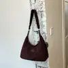 Bolso de hombro de alta calidad, elegante y minimalista con acabado mate de gran capacidad, modelo nuevo de otoño 2026, adecuado para ir al trabajo y como bolso de mano.