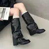Botas de mujer de caña alta estilo europeo y americano con hebilla de cinturón, nuevo modelo otoño e invierno 2026, botas de caña media con efecto adelgazante plisado