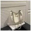 Bolsa de Ombro Versátil Feminina de Grande Capacidade Estilo Novo para Viagens Internacionais, Estudantes Universitários, Trabalho, Uso Casual, Moda de Nicho e Passeios Bolsa Tote