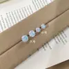 Brincos Tich S925 Prata Esterlina Exquisitos Brilhantes Corte Fogos de Artifício para Mulheres High-End Quatro Garras Gradiente Flash Diamante Studs para Orelha