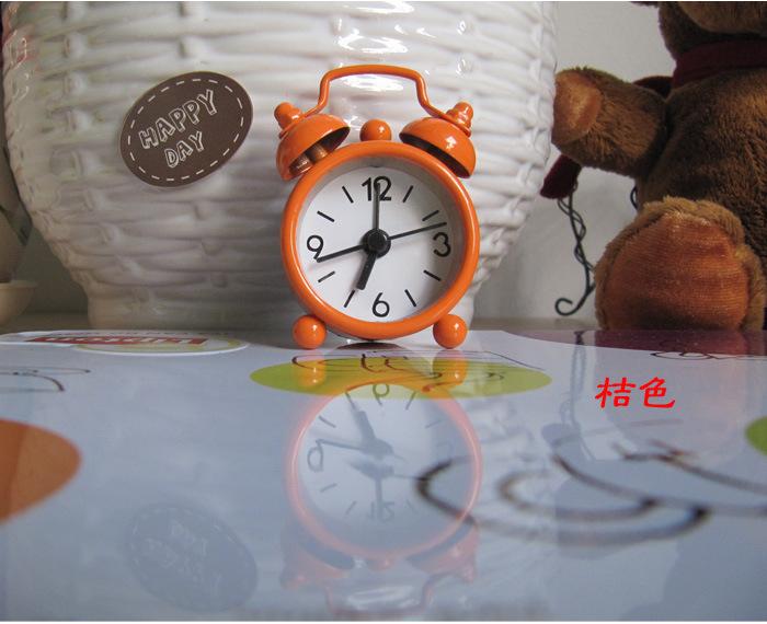 4厘米迷你型金属小闹钟