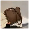 Cross2026 Nova Bolsa de Grande Capacidade Outono Versátil Simples Retrô Feminina Bolsa de Ombro Transversal Popular Bolsa Saco