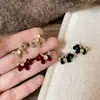 Pendientes Retro de Terciopelo Rojo con Forma de Poni para Mujer, Diseño Único, Hermosos Pendientes para Otoño e Invierno, Exquisitos y Elegantes para Damas