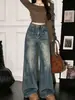 Pantalones vaqueros retro de pierna ancha estilo coreano para mujer, nueva colección otoño/invierno 2026, con bordado, corte holgado, efecto adelgazante y un diseño versátil de pierna recta.