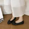 Zapatos de tacón bajo de un solo color con bloques de color estilo Chanel, rombos y lazo para mujer 2026, suela suave, cómodos, versátiles, no cansan los pies, zapatos de tacón para ir al trabajo